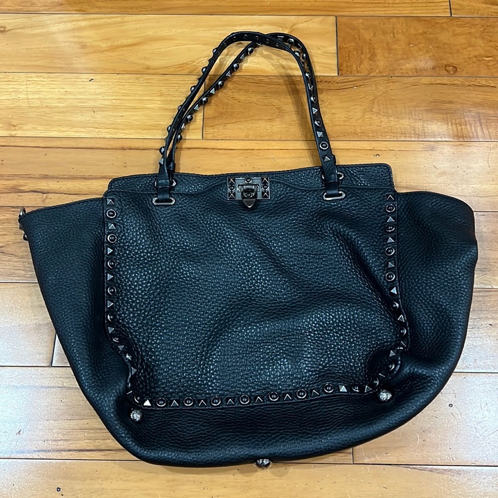Valentino Rockstud medium tote bag